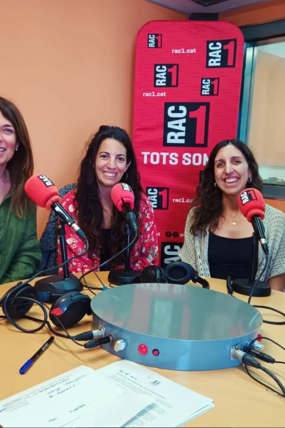 lila-mireia-radio